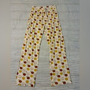 Kate Quinn Apple pants